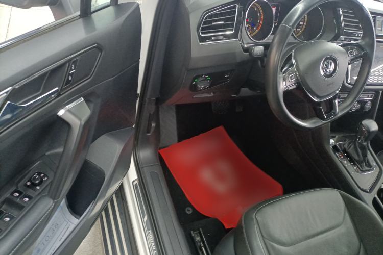 Used Volkswagen Tiguan L 2020 330TSI Automatic Two-Wheel Drive Panoramic Comfort Edition China VI Standard