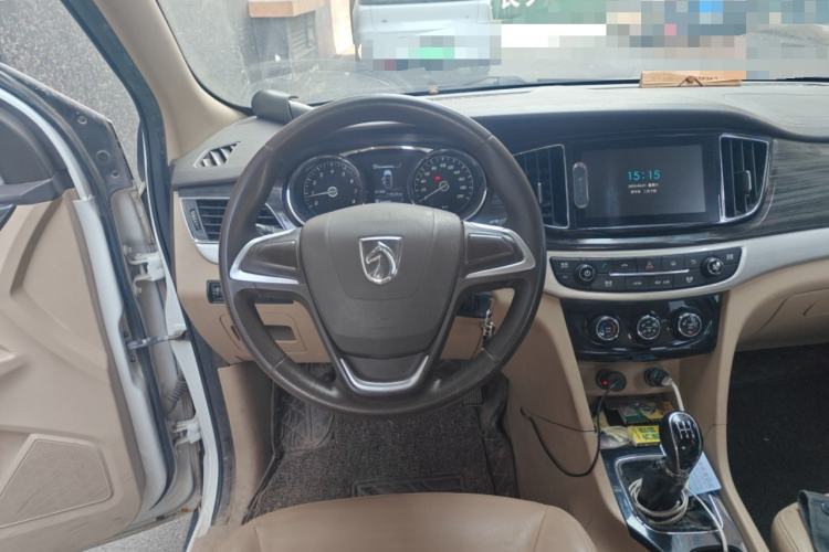 Used Baojun 730 2016 1.5L Manual Comfort Version 7 Seats China V Emission Standard
