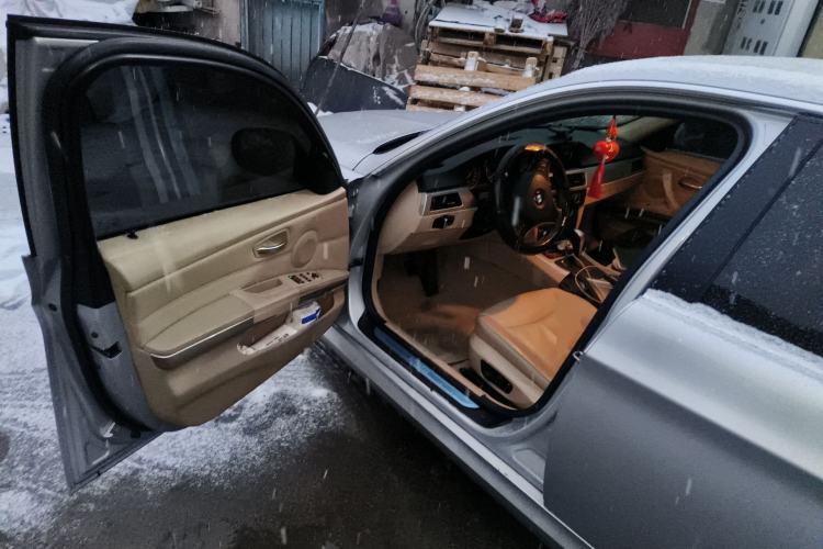 Used BMW 3 Series 2010 320i Luxury Model