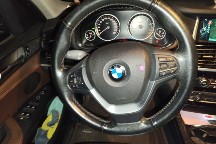 Used BMW X3 2014 xDrive28i X Design Package Steering Wheel