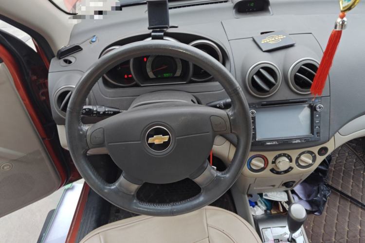 Used Chevrolet Lova 2010 1.6 AT Style Edition