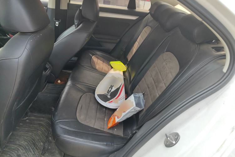 Used Volkswagen Lamando 2019 230TSI DSG Fashion Edition China VI
