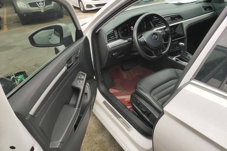 Used Volkswagen Lamando 2021 280TSI DSG Luxury Phantom Edition