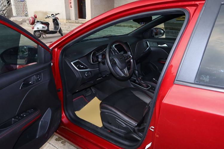 Used Chevrolet Monza 2019 RS 330T Automatic Sporty Edition China VI Standard