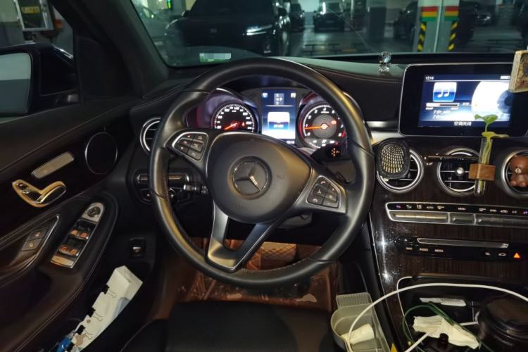 Used Mercedes-Benz GLC 2016 GLC 260 4MATIC Dynamic Edition
