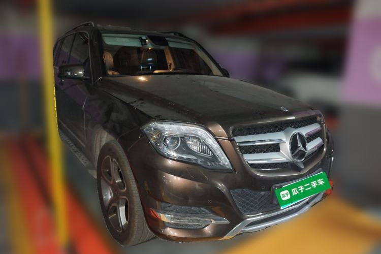 Used Mercedes-Benz GLK-Class 2013 Facelift GLK 300 4MATIC Luxury Edition Front Right 45 Deg