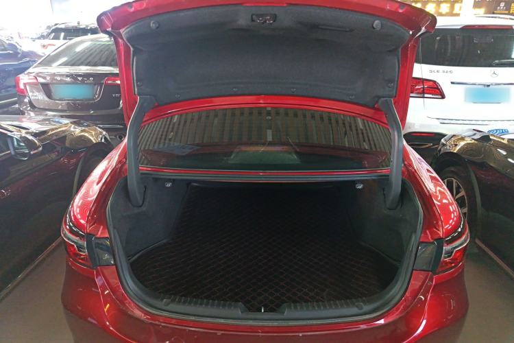 Used Mazda Atenza 2020 2.0L Blue Sky Luxury Edition Trunk