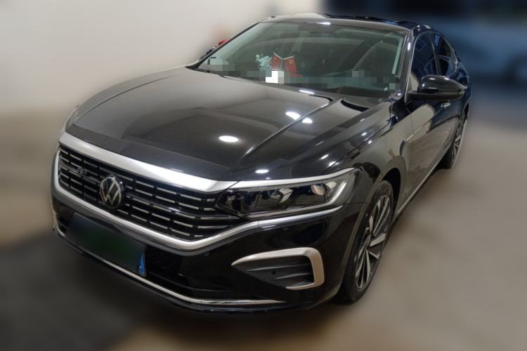 Used Volkswagen Passat 2025 Premium Version 380TSI Dragon Edition