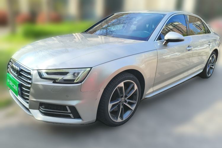 Used Audi A4L 2019 40 TFSI Fashion Edition China VI Emission Standard