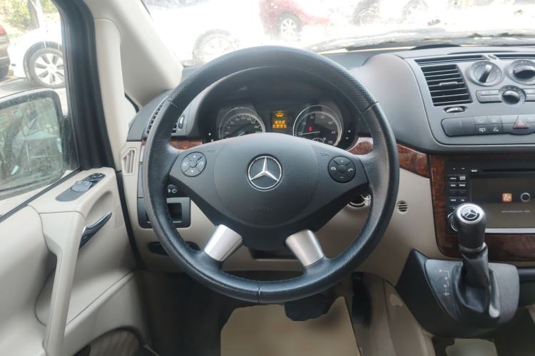 Used Mercedes-Benz Viano 2013 3.0L Comfort Edition Steering Wheel