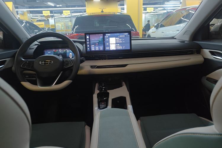 Used Geely Auto Emgrand L HiP 2022 1.5TD-DHT Pro 100KM Super Rui
