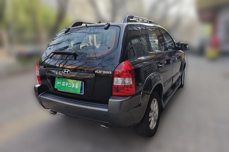 Used Hyundai Tucson 2009 2.0L Automatic Two-Wheel Drive with Sunroof
