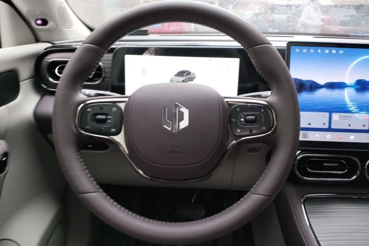 Used Leapmotor C11 2024 All-Electric 580 Luxury Edition
