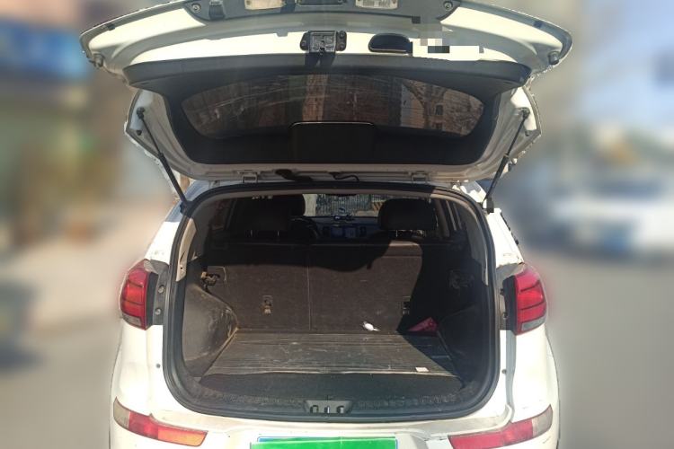 Used Kia Sportage R 2015 2.0L Automatic Two-Wheel Drive GLS Trunk