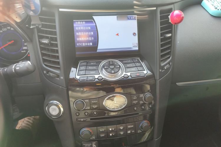 Used Infiniti FX 2011 FX35 Supreme Edition Audio And AC Panel