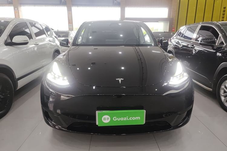 Used Tesla Model Y 2024 Rear-Wheel-Drive Version Front