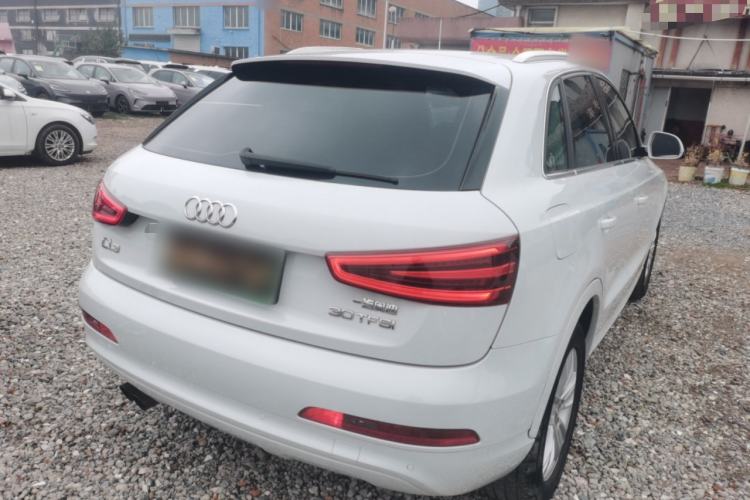 Used Audi Q3 2015 30 TFSI Comfort Model
