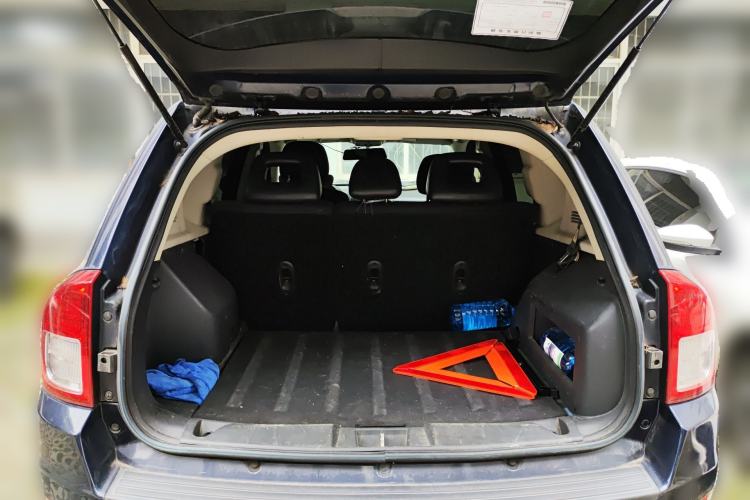 Used Jeep Compass 2012 2.4L four-wheel-drive sport version