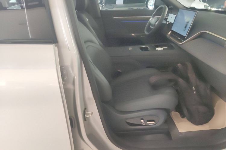 Used Dongfeng eπ eπ008 2025 636Max Rui Edition 5-Seater