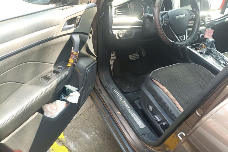 Used Haval H7 2017 Red-Label H7 2.0T Automatic Luxury Model