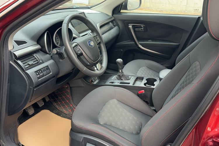 Used Bestune X80 2015 2.0L Manual Comfort 2nd Anniversary Edition
