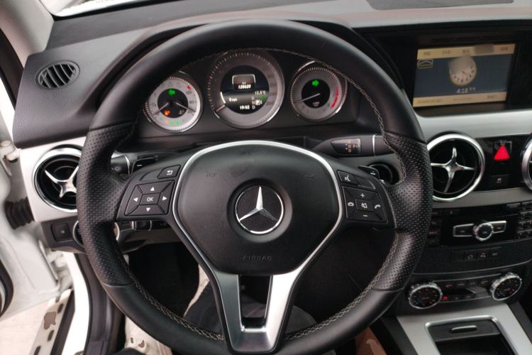 Used Mercedes-Benz GLK-Class 2014 GLK 260 4MATIC Dynamic Model