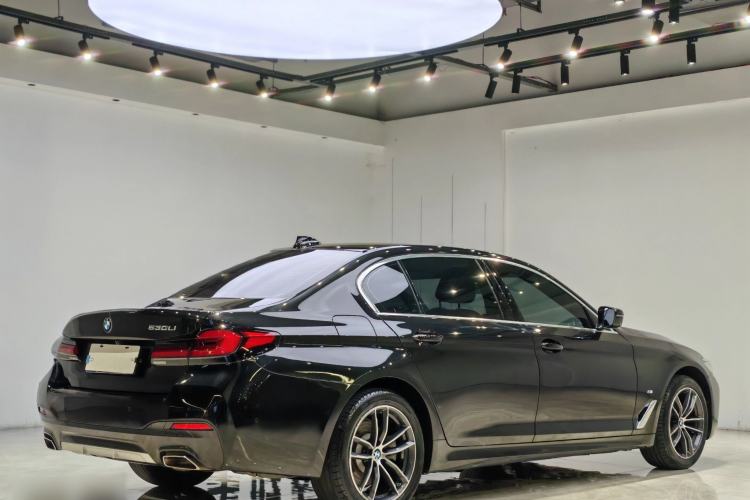 Used BMW 5 Series 2022 Second Facelift 525Li M Sport Package