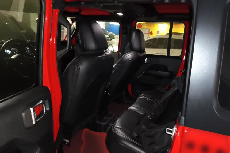 Used Jeep Wrangler 2018 2.0T Sahara Four-Door Edition