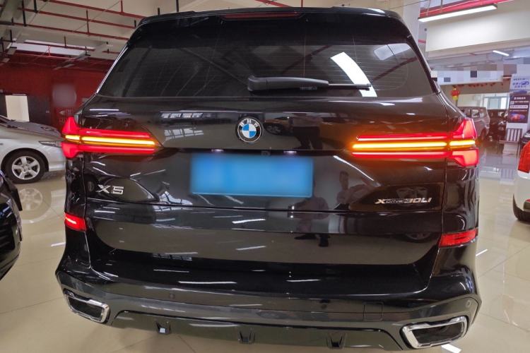 Used BMW X5 2026 Model, xDrive 30Li Prestige M Sport Night Package
