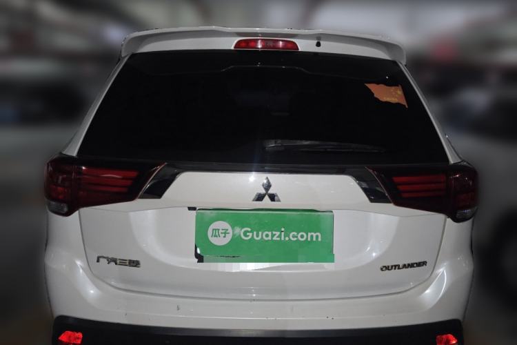 Used Mitsubishi Outlander 2019 2.0L Two-Wheel Drive Comfort Edition 5 Seats China V Standard