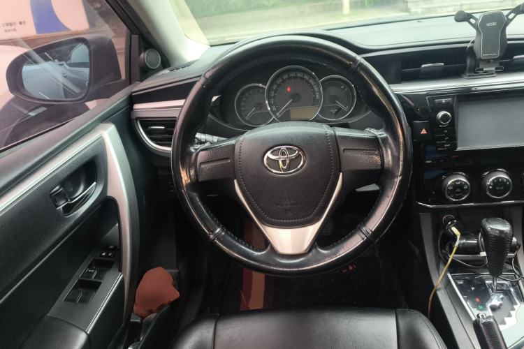 Used Toyota Corolla 2014 1.6L CVT GL Steering Wheel