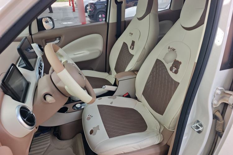 Used Wuling Hongguang MINIEV 2025 Four-Door Version Advanced Edition Left Front Seat