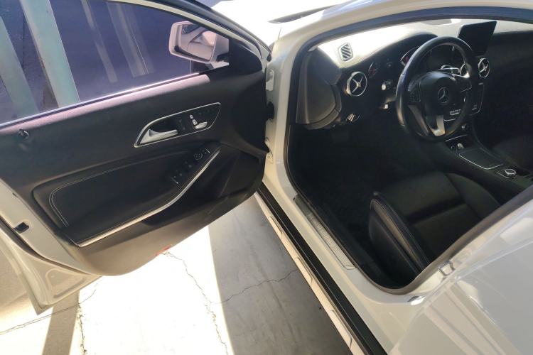 Used Mercedes-Benz GLA 2018 GLA 200 Fashion Model
