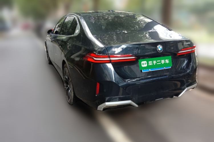 Used BMW 5 Series 2024 530Li Luxury Edition M Sport Package