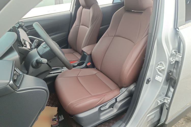 Used Toyota FRONTLANDER 2024 2.0L CVT Leading Edition
