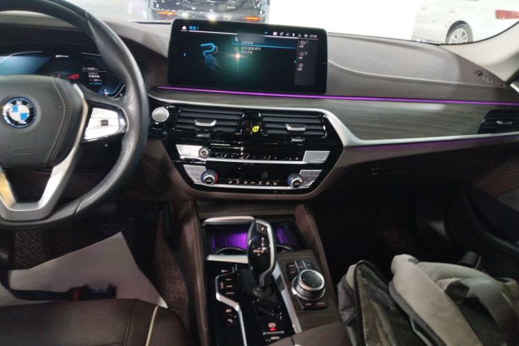 Used BMW 5 Series New Energy 2022 Updated Version 535Le Luxury Package
