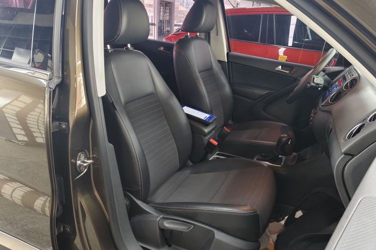 Used Volkswagen Tiguan L 2016 280TSI Automatic Two-Wheel-Drive Silk Road Style Edition