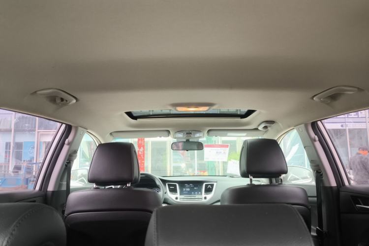 Used Hyundai Tucson 2015 1.6T Dual-Clutch Two-Wheel-Drive Smart Model