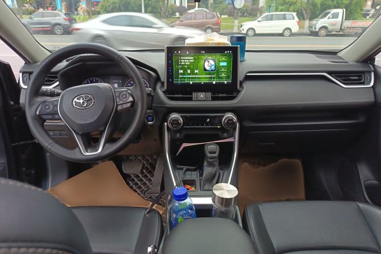 Used Toyota Wildlander 2020 2.0L CVT 4x4 Luxury Edition
