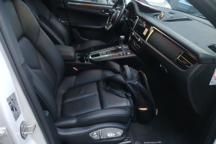 Used Porsche Macan 2021 Macan 2.0T
