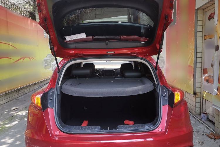 Used Changan Eado 2015 1.6L Automatic Junku Model China IV Standard