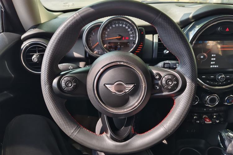 Used MINI MINI 2016 1.2T ONE Pioneer Edition
