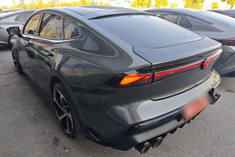 Used Changan UNI-V 2022 1.5T Prestige Version
