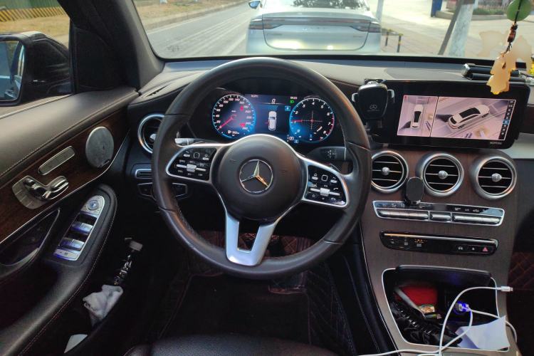 Used Mercedes-Benz GLC 2021 GLC 300 L 4MATIC Dynamic Model