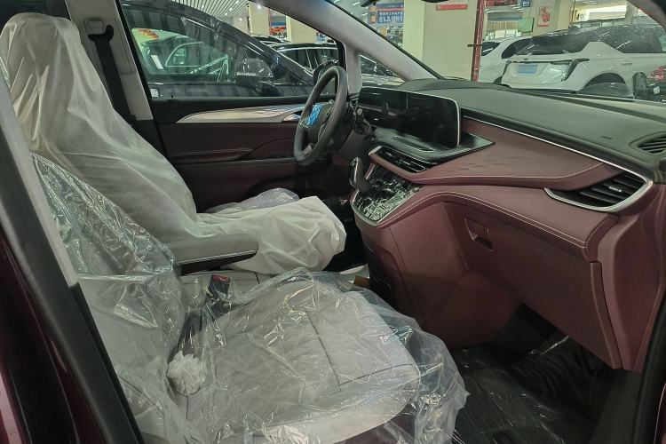 Used Buick GL8 2023 Avenir Aivia Six-Seat Deluxe Edition
