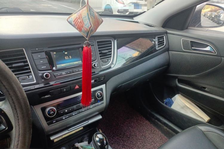 Used Hyundai Mistra 2014 1.8L Automatic Smart GLS Audio And AC Panel