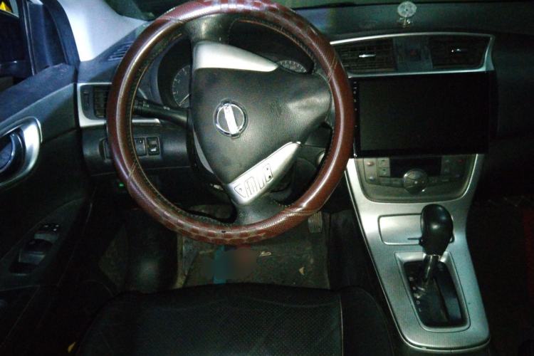 Used Nissan Sylphy 2014 1.6XV CVT Deluxe Edition Steering Wheel