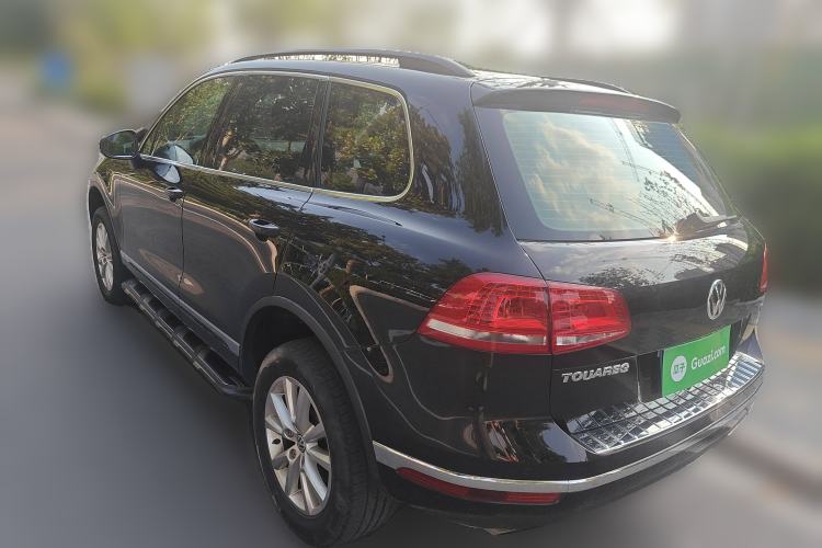 Used Volkswagen Touareg 2017 3.0 TSI Touareg Model Rear Left 45 Deg