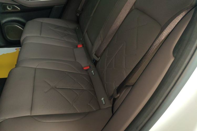 Used Nio ES7 2022 75 kWh Left Rear Seat