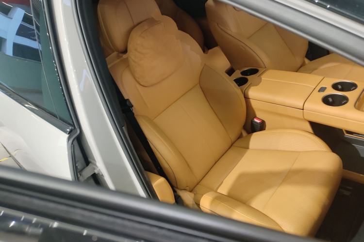 Used Li Auto Li Auto i8 2025 Model Standard Version